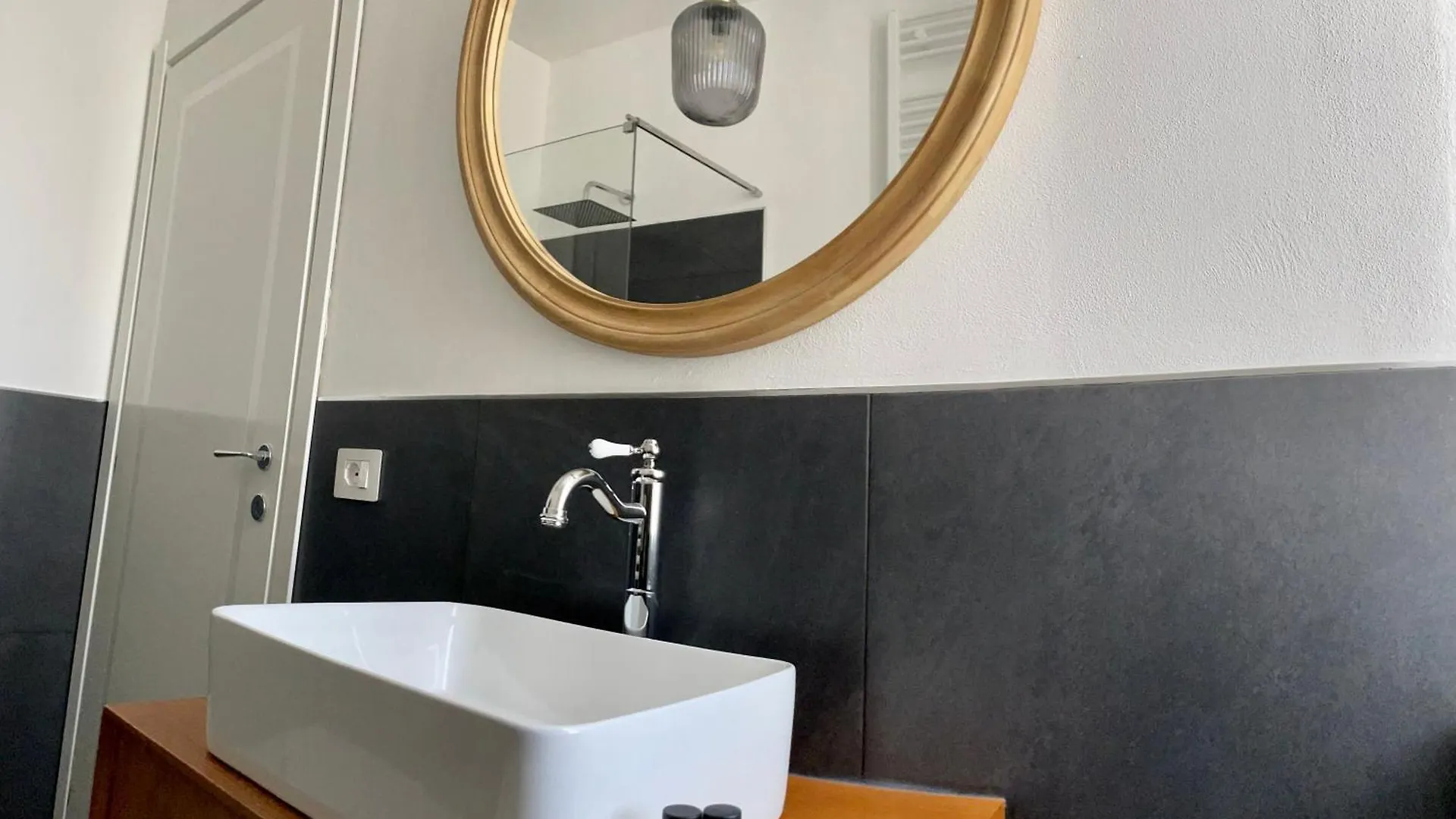 Lavidavio Suite Room Bergamo Apartmán